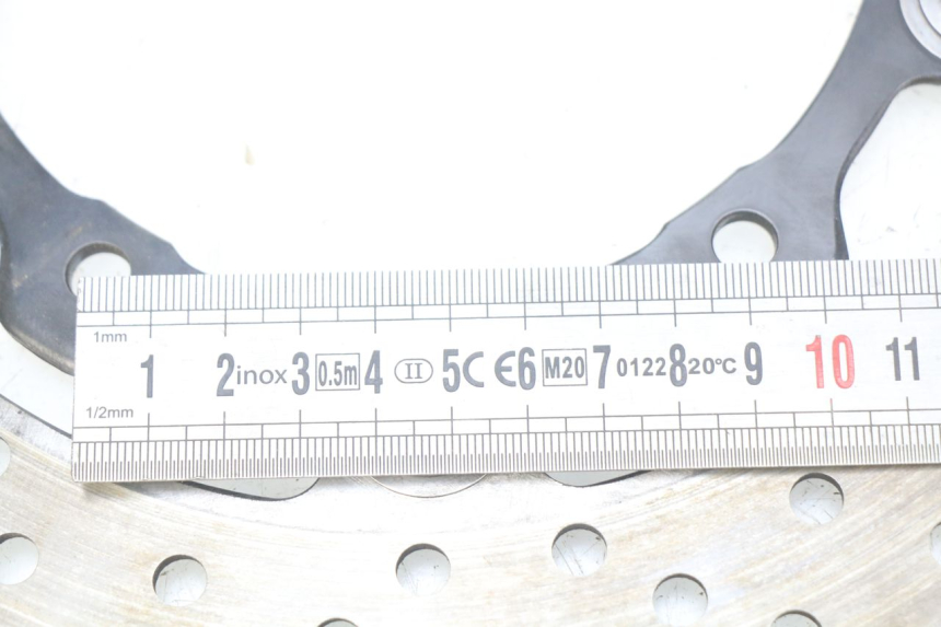 photo de BREMSSCHEIBE VORNE LINKS YAMAHA XP T-MAX TMAX ABS 530 (2012 - 2015) - Technische Nahaufnahme