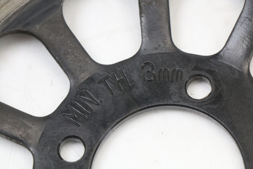 photo de BREMSSCHEIBE VORNE SUZUKI GN 125 (1997 - 2000) - Alternative Perspektive