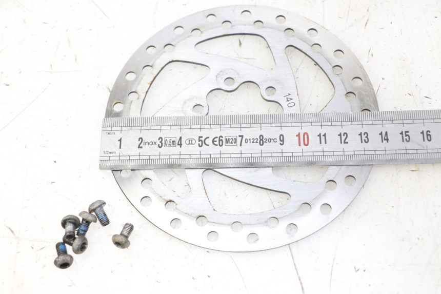 photo de BREMSSCHEIBE VORNE HITWAY H5 1 - Zoom auf Gebrauchszustand