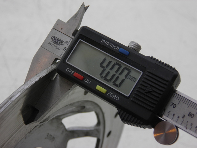 photo de BREMSSCHEIBE VORNE JONWAY RANGER 125 (2006 - 2014) - Zoom auf Gebrauchszustand