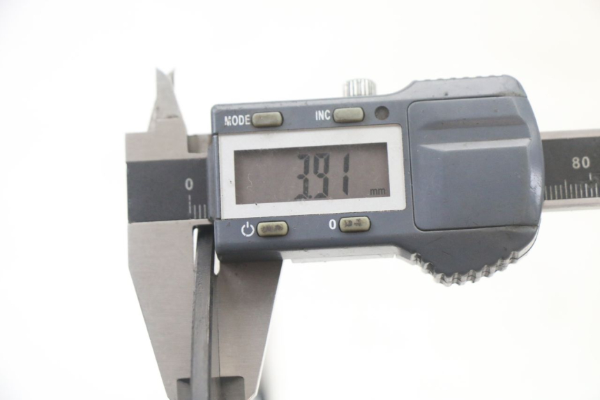 photo de BREMSSCHEIBE VORNE KYMCO STRYKER OFF ROAD 125 (1999 - 2005) - Details der Befestigungspunkte