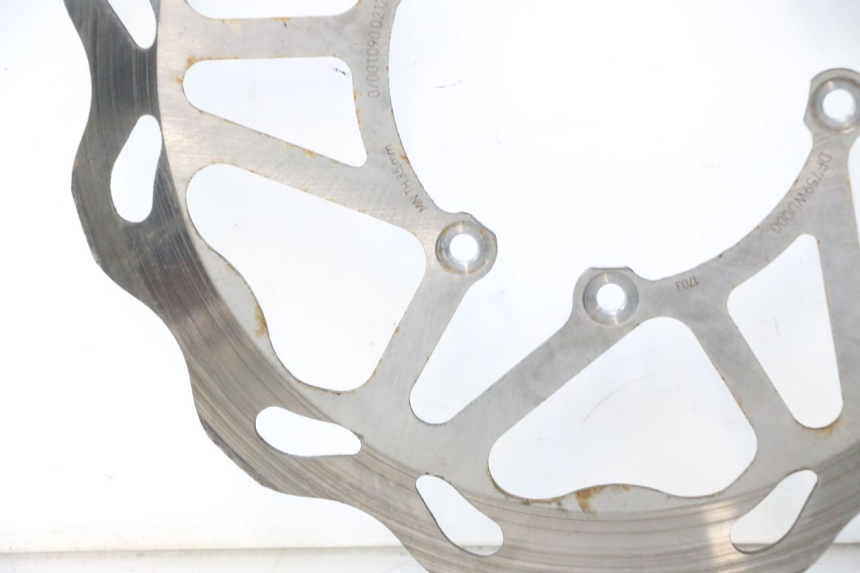 photo de BREMSSCHEIBE VORNE RIEJU MRT PRO SUPERMOTARD 50 (2007 - 2018) - Zoom auf Gebrauchszustand