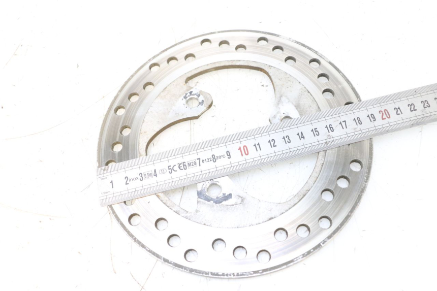 photo de BREMSSCHEIBE VORNE YAMAHA NEOS NEO'S 4T 50 (2008 - 2016) - Zoom auf Gebrauchszustand