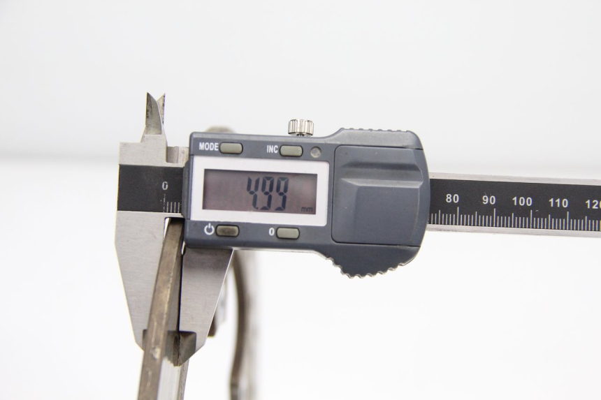 photo de BREMSSCHEIBE VORNE GILERA NEXUS 125 (2009 - 2013) - Zoom auf Gebrauchszustand