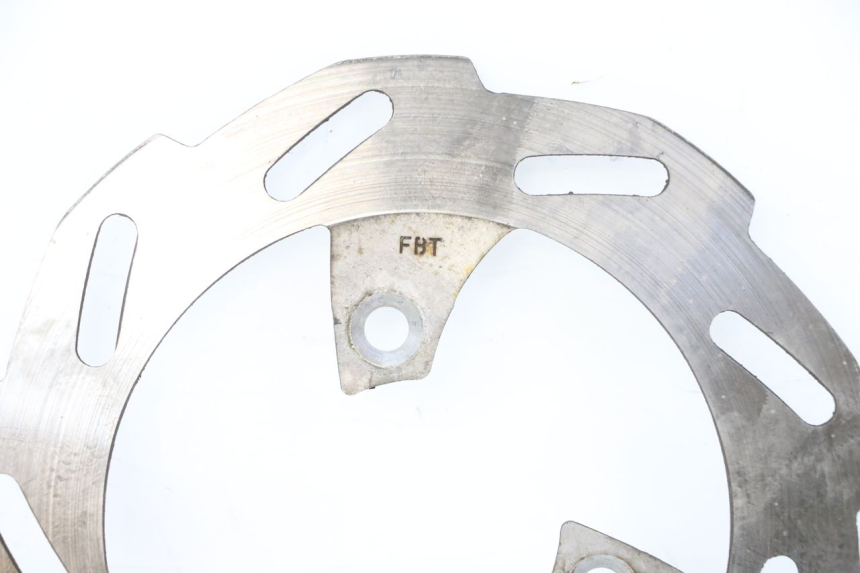 photo de BREMSSCHEIBE VORNE PEUGEOT TKR TREKKER FURIOUS 50 (2005 - 2014) - Details der Befestigungspunkte