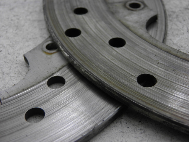 photo de BREMSSCHEIBE VORNE PIAGGIO X9 250 (2000 - 2002) - Detailansicht des Bauteils