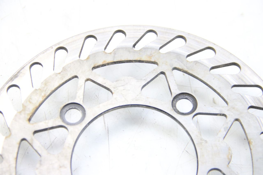 photo de VORDERE BREMSSCHEIBE APOLLO RFZ 150 - Technische Nahaufnahme