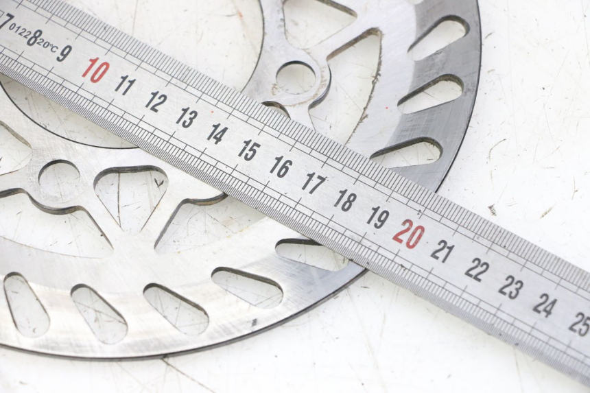 photo de VORDERE BREMSSCHEIBE APOLLO RFZ 125 - Zoom auf Gebrauchszustand