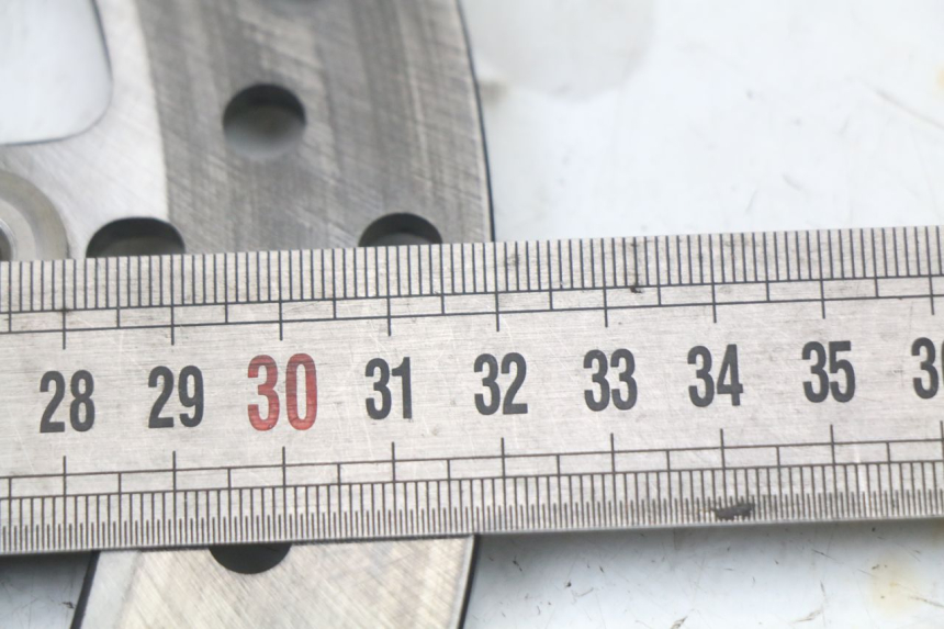 photo de BREMSSCHEIBE VORNE ROYAL ENFIELD CONTINENTAL GT 650 (2019 - 2024) - Alternative Perspektive