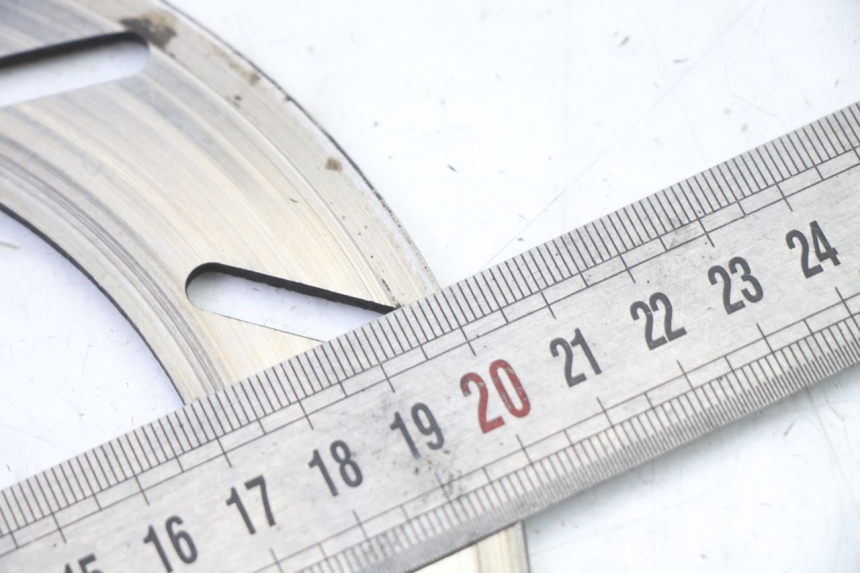 photo de BREMSSCHEIBE VORNE PEUGEOT VIVACITY NEW 2T 50 (2008 - 2017) - Technische Nahaufnahme