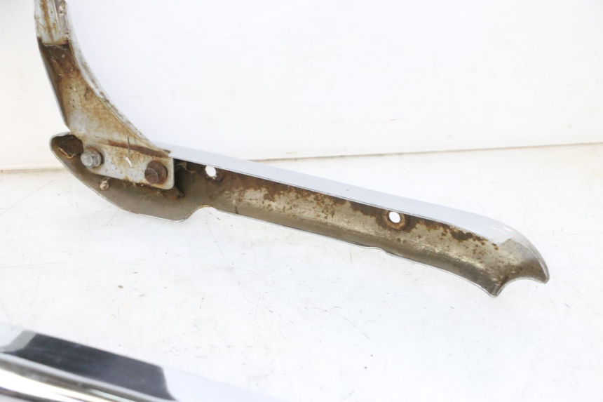 photo de RÜCKENLEHNE  HYOSUNG GV AQUILA 125 (2000 - 2009) - Hochauflösende Nahaufnahme