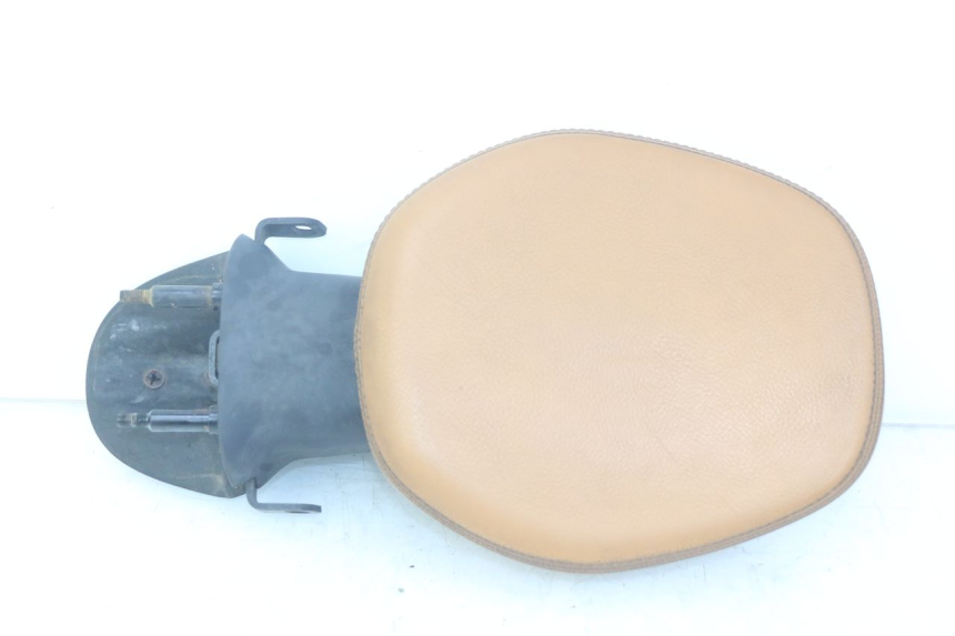 photo de RüCKENLEHNE BMW C1 125 (2000 - 2003) - Weitere Ansicht des Artikels