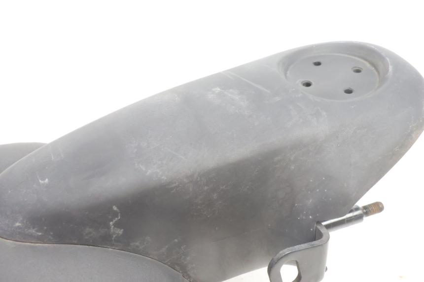 photo de RüCKENLEHNE BMW C1 125 (2000 - 2003) - Zoom auf Komponenten
