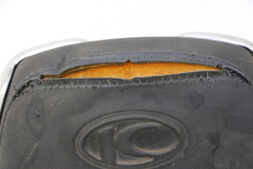 photo de RÜCKENLEHNE  KYMCO GRAND DINK 125 (2002 - 2007) - Weitere Ansicht des Artikels