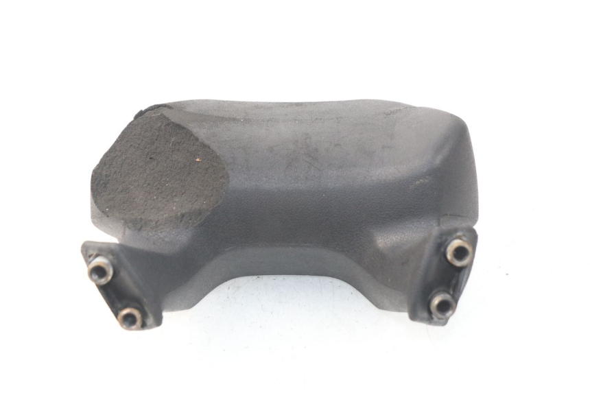 photo de RÜCKENLEHNE  SYM JOYMAX 250 (2013 - 2017) - Details der Befestigungspunkte