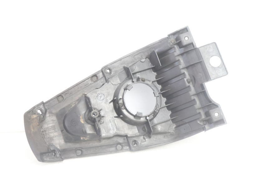 photo de RÜCKENLEHNE  MBK NITRO 50 (2004 - 2008) - Details der Befestigungspunkte