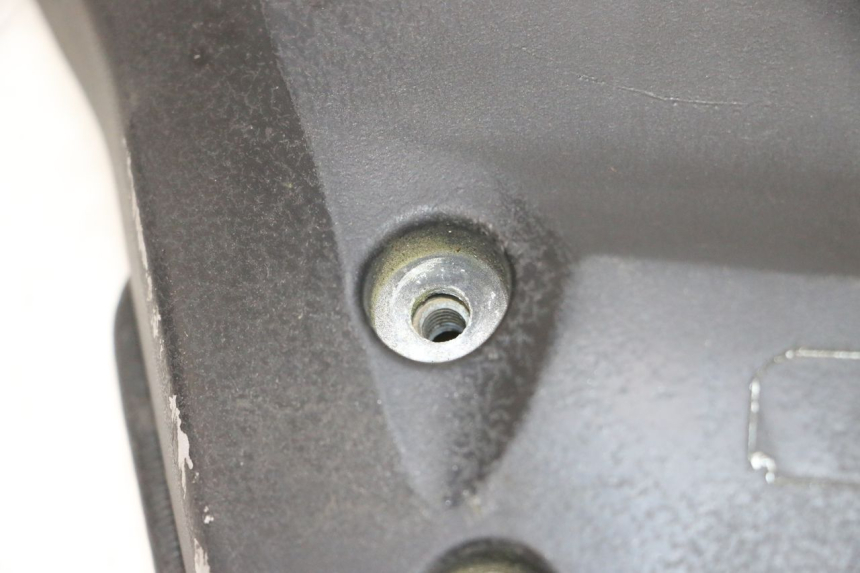 photo de RÜCKENLEHNE  DAELIM S1 125 (2007 - 2016) - Oberflächenzustand und Material