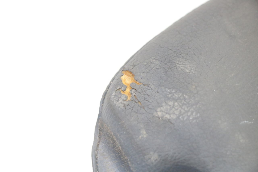 photo de RÜCKENLEHNE  PIAGGIO SUPER LX 125 (2000 - 2003) - Zoom auf Gebrauchszustand