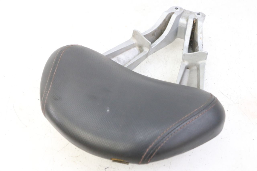 photo de RüCKENLEHNE YAMAHA X-MAX XMAX 125 (2010 - 2013) - Zoom auf Komponenten