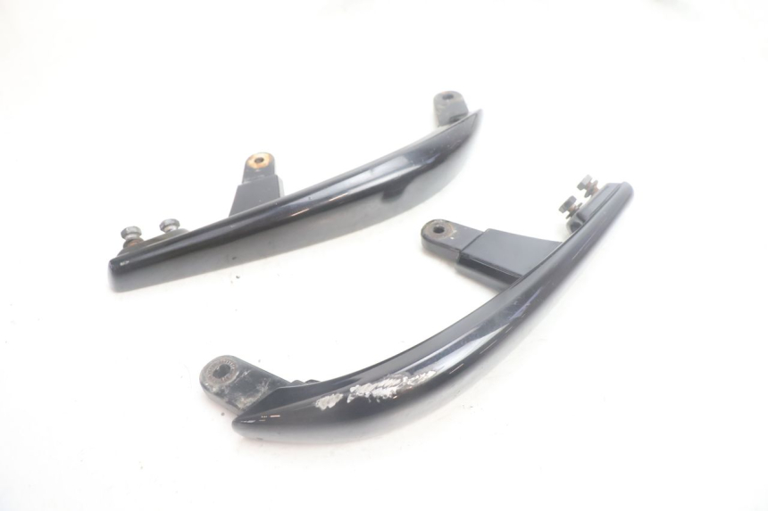 photo de RüCKENLEHNE YAMAHA XMAX X-MAX 125 (2006 - 2009) - Detaillierte Sichtprüfung