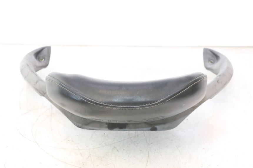 photo de RÜCKENLEHNE  PIAGGIO X8 STREET 125 (2006 - 2007) - Details der Befestigungspunkte
