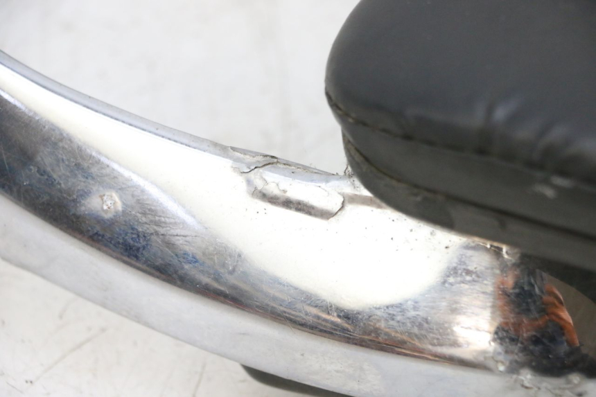 photo de RÜCKENLEHNE  KYMCO ZING 125 (1997 - 2003) - Detaillierte Sichtprüfung