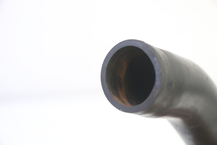 photo de VERGASER SCHLAUCH KYMCO GRAND DINK 125 (2008 - 2014) - Zoom auf Gebrauchszustand