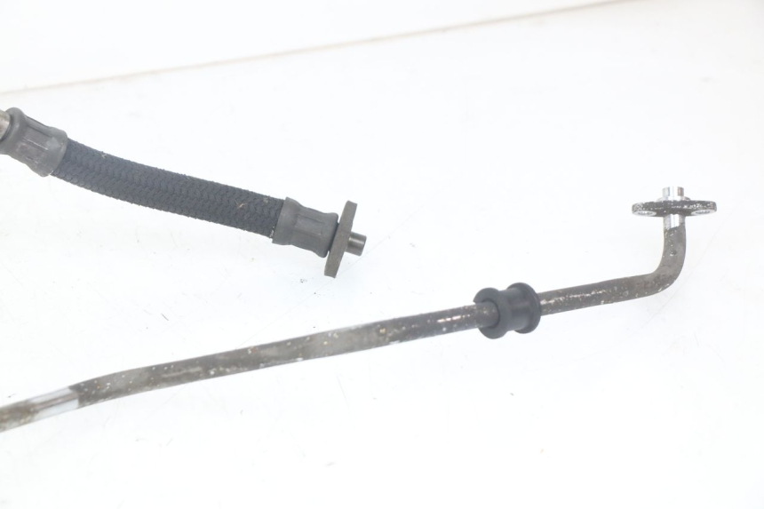 photo de ÖLSCHLAUCH HONDA CBR F SC25 1000 (1989 - 1992) - Zoom auf Gebrauchszustand