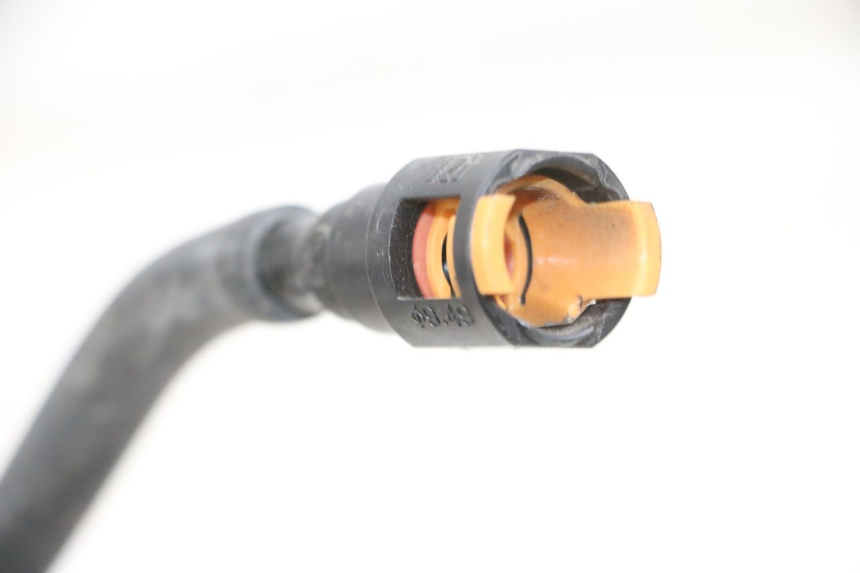 photo de EINSPRITZVENTILE SCHLAUCH SUZUKI BURGMAN 650 (2013 - 2020) - Technische Nahaufnahme