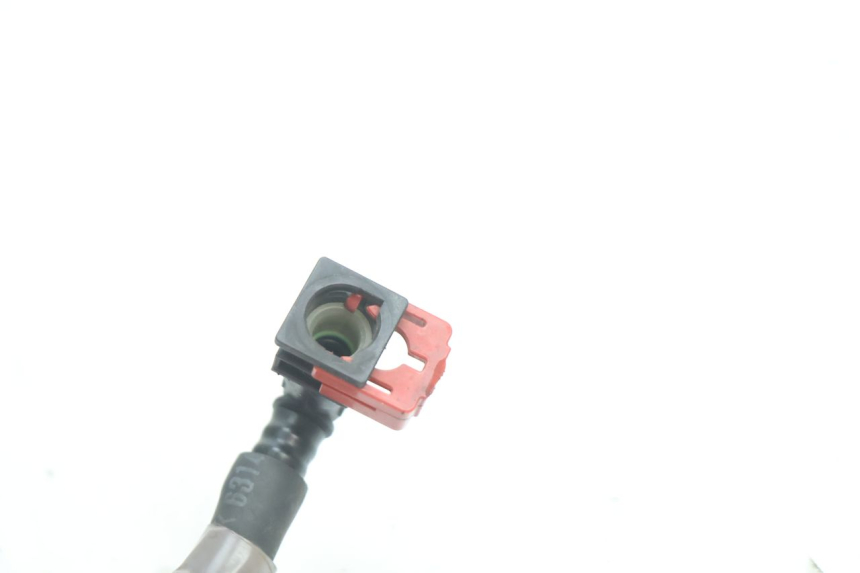 photo de EINSPRITZVENTILE SCHLAUCH KAWASAKI ER-6 ER6 N 650 (2005 - 2009) - Zoom auf Gebrauchszustand