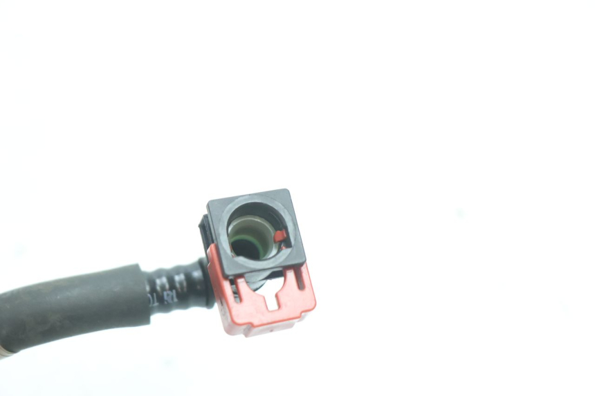 photo de EINSPRITZVENTILE SCHLAUCH KAWASAKI ER-6 ER6 N 650 (2005 - 2009) - Technische Nahaufnahme