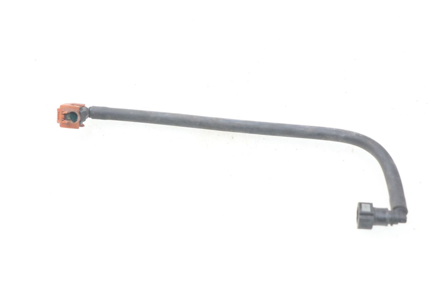 photo de KRAFTSTOFFLEITUNGEN YAMAHA FJR ABS 1300 (2006 - 2012) - Zoom auf Gebrauchszustand