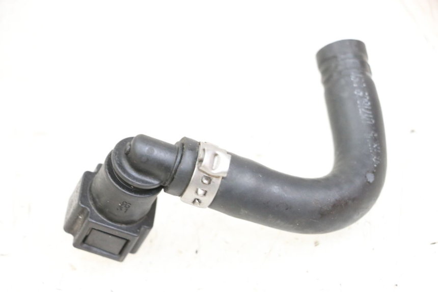 photo de EINSPRITZVENTILE SCHLAUCH HUSQVARNA SVARTPILEN 401 (2018 - 2023) - Alternative Perspektive