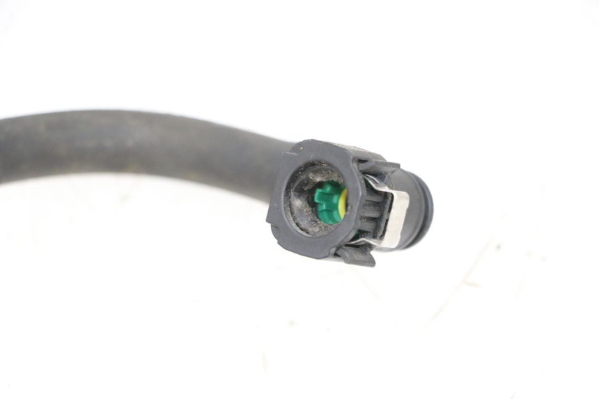 photo de EINSPRITZVENTILE SCHLAUCH PIAGGIO MP3 HPE 300 (2019 - 2026) - Technische Nahaufnahme