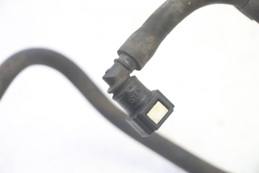 photo de EINSPRITZVENTILE SCHLAUCH PIAGGIO MP3 RL 250 (2006 - 2010) - Zoom auf Gebrauchszustand