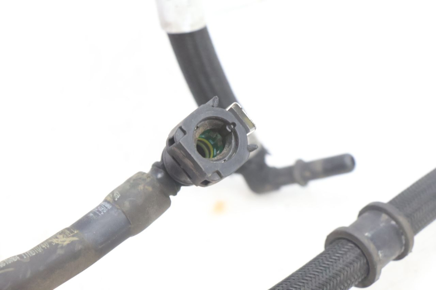 photo de EINSPRITZVENTILE SCHLAUCH PIAGGIO MP3 500 (2016 - 2018) - Technische Nahaufnahme