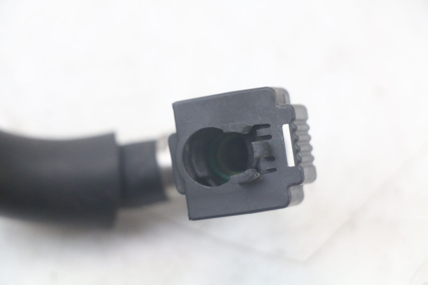 photo de KRAFTSTOFFLEITUNG YAMAHA MT-07 MT07 ABS 700 (2014 - 2017) - Zoom auf Gebrauchszustand