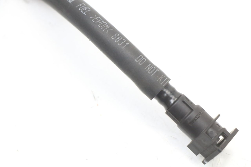 photo de EINSPRITZVENTILE SCHLAUCH KAWASAKI NINJA 400 (2018 - 2023) - Zoom auf Gebrauchszustand