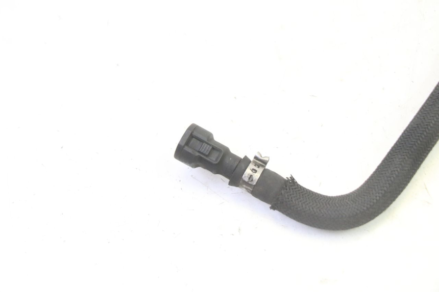 photo de EINSPRITZVENTILE SCHLAUCH PEUGEOT SATELIS 125 (2013 - 2018) - Zoom auf Gebrauchszustand