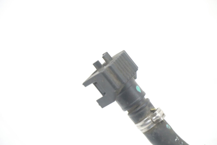 photo de EINSPRITZVENTILE SCHLAUCH SUZUKI BURGMAN 125 (2018 - 2021) - Technische Nahaufnahme