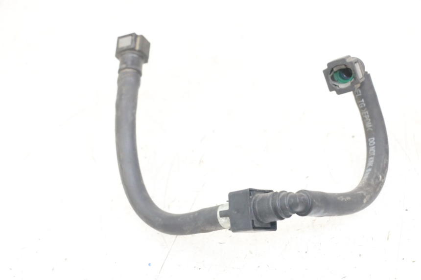 photo de KRAFTSTOFFLEITUNG YAMAHA TDM ABS 900 (2002 - 2014) - Zoom auf Gebrauchszustand