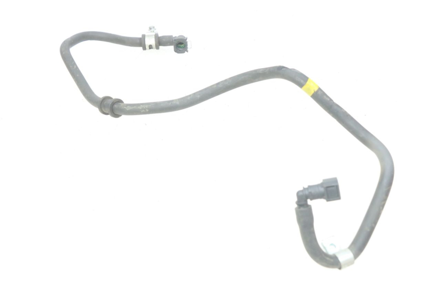 photo de KRAFTSTOFFLEITUNGEN PIAGGIO VESPA GTS IGET ABS 125 (2017 - 2023) - Alternative Perspektive