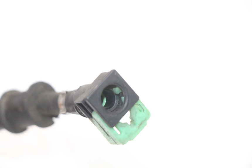 photo de KRAFTSTOFFLEITUNG YAMAHA XMAX X-MAX ABS 125 (2017 - 2020) - Zoom auf Gebrauchszustand