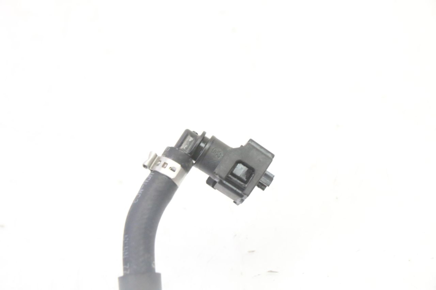 photo de EINSPRITZVENTILE SCHLAUCH YAMAHA YZ-F YZF 250 (2014 - 2018) - Alternative Perspektive