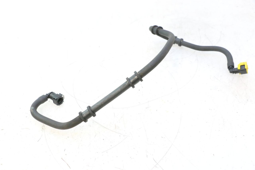 photo de EINSPRITZVENTILE SCHLAUCH PIAGGIO ZIP IGET 4T 50 (2021 - 2023) - Zoom auf Gebrauchszustand