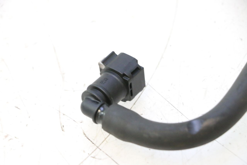 photo de EINSPRITZVENTILE SCHLAUCH PIAGGIO ZIP IGET 4T 50 (2021 - 2023) - Technische Nahaufnahme