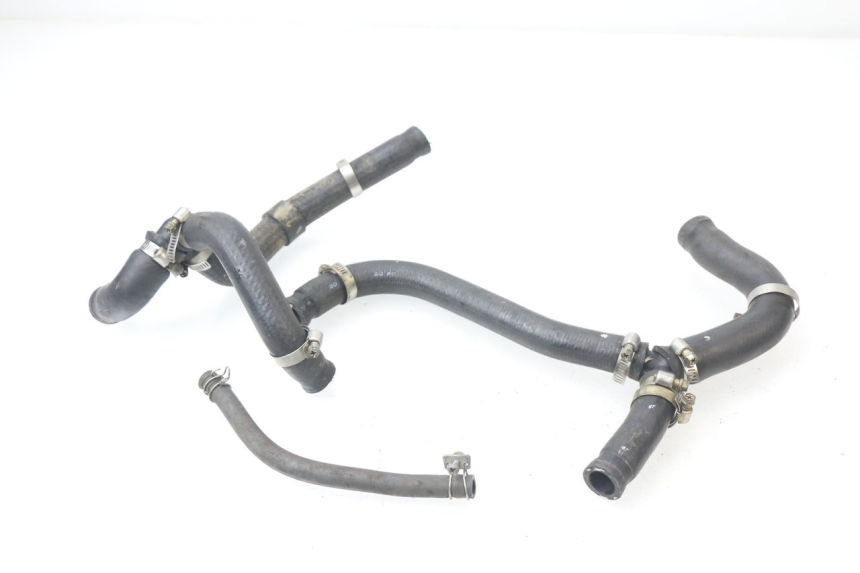 photo de KÜHLERSCHLAUCH HONDA CRF CR-F 450 (2001 - 2005) - Detailansicht des Bauteils