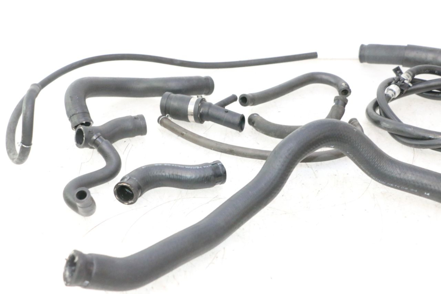 photo de KÜHLERSCHLAUCH HONDA FJS SILVER WING SILVERWING 400 (2005 - 2008) - Detailansicht des Bauteils