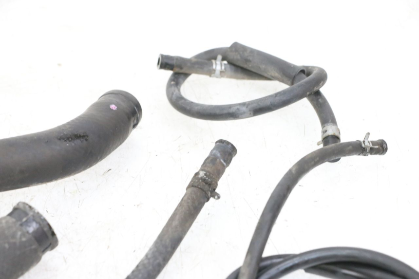 photo de KÜHLERSCHLAUCH SUZUKI GSR 750 (2011 - 2017) - Technische Nahaufnahme