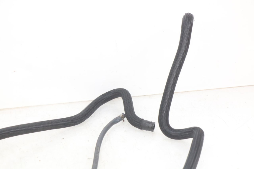 photo de KÜHLERSCHLAUCH SYM GTS EFI 125 (2012 - 2016) - Zoom auf Gebrauchszustand